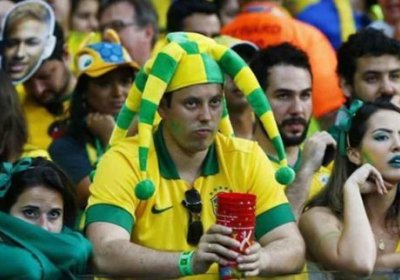 Braziliyaliklar terma jamoa o‘yinchilariga sabzavot va tuxumlar otishdi (Video) фото