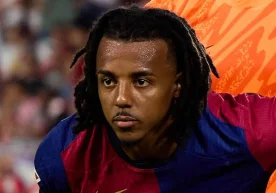 Барселона футболчиси Жюль Кунде Рональд Арауҳо ўрнини