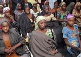 “Boko xaram” radikal guruhi Nigeriyada 22 qizni o‘g‘irlab ketdi фото