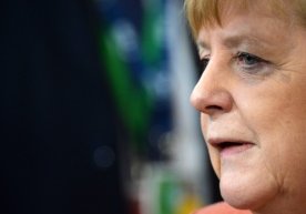 Merkel Ukrainadagi voqealarga uning iste’foga chiqishi sabab bo‘lganini taxmin qildi фото