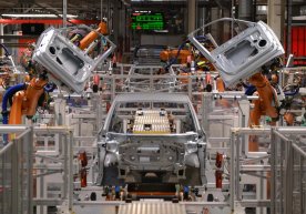 Chevrolet Cobalt production rises in Uzbekistan, Damas declines фото