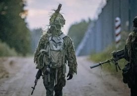 Polsha Belarus bilan chegarada snayperlarni joylashtirdi фото