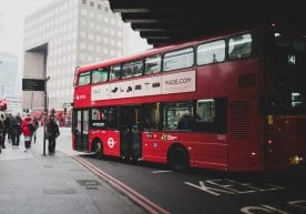 2025 йил 10 ноябр куни Daily Mail нашри Хитойнинг Yutong