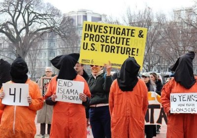 Гуантанамо маҳбуслари Трампга қарши “бош кўтаришди” фото
