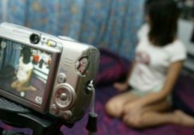 Ishqiy munosabat aks etgan kadrlar bilan qo‘rqitib, "Matiz" olmoqchi bo‘lgan "shantaj"chi qo‘lga olindi фото