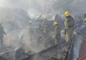 Учтепа туманидаги савдо мажмуасида йирик ёнғин кузатилди (видео) фото