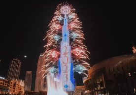 Дубайда Янги йил кечасида антиқа мушакбозлик уюштирилди (видео) фото