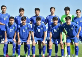 Die usbekische U-20-Nationalmannschaft unter der Leitung