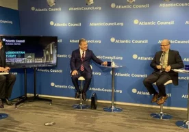 Ўзбекистон аҳолисининг катта қисми, ҳукумат ва парламент