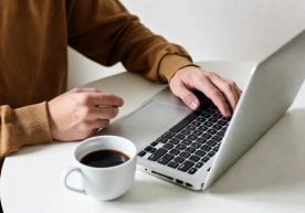 Moskvada Rossiya Ijtimoiy jamgʻarmasiga (SFR) hujjatlarni
