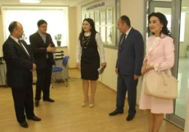 “Шуҳрат” медали ҳамда “Ўзбекистон белгиси” кўкрак нишони