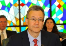 Даниэл Розенблюм АҚШ Сенати томонидан 18 сентябрь куни