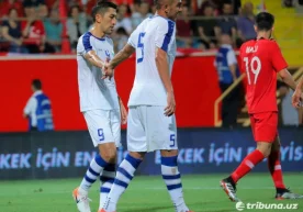 Тошкентнинг «Локомотив» клуби ҳимоячиси Анзур Исмоилов