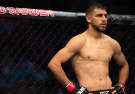 Мексикалик ярим енгил вазн (65,8 кг) тоифасидаги UFC