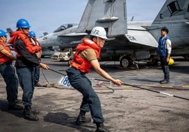 Сўнгги 24 соат ичида АҚШ Яқин Шарқ ҳудудига 50 тадан ортиқ