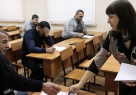 Россияда меҳнат қилиш ёки доимий яшашни истаган мигрантлар
