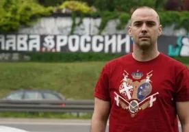 Дамян Кнежевич Белграддаги «Слава России» ёзувли кўча
