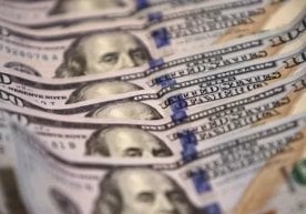 Ўзбекистонда сўнгги кунларда доллар курси пасаяётгани