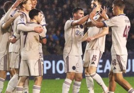 11 декабря 2025 года в 00:37 опубликовано. В матче шестого