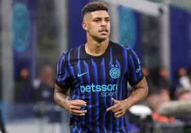 Миланнинг 'Интер' клуби ярим ҳимоячиси Луис