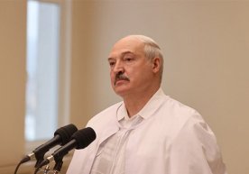 Lukashenko koronavirusni Xudo bergan jazo deb atadi фото
