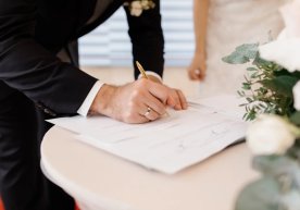 Ўзбекистонда нотариуслар томонидан никоҳ шартномаларини