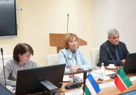 Фото: Дунё Ўзбекистон Бош консулхонаси дипломатлари
