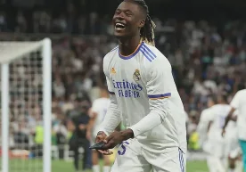 Франциялик ярим ҳимоячи Эдуардо Камавинга жорий мавсум