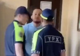 Toshkentda haydovchi ichki ishlar xodimlari bilan janjallashdi фото