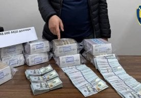 Тошкент шаҳрида салкам 50 минг АҚШ долларини сотишга