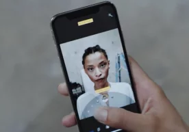 Apple компанияси эълон қилган видеода iPhone X учун