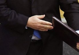 Oliy Majlis Senati a’zosi, Jalaquduq tumani hokimi