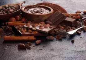 Парҳезшунослар Кортни Джанджело ва Триста Бест Eat This,