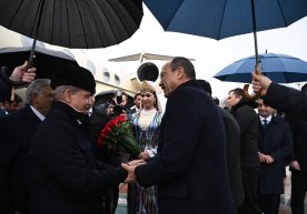 Pakistani Prime Minister Shahbaz Sharif arrives in Uzbekistan on official visit фото