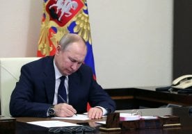 Путин чет эллик фуқароларни Россия армиясига жалб этувчи фармонни имзолади фото