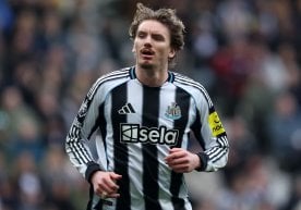 «Нюкасл» бош мураббийи Эдди Хау германиялик ҳужумчи Ник