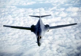 Америка ҲҲКнинг B-1 Lancer русумли иккита реактив