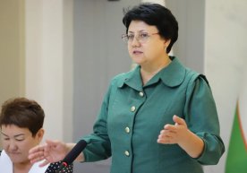 Министр дошкольного и школьного образования Эъзоза