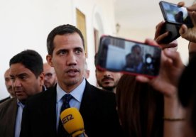 Venesuela oliy sudi Guaydoga mamlakatni tark etishni taqiqladi va hisoblarini bloklab qo‘ydi фото