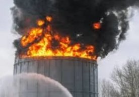 Австралияда жойлашган нефтни қайта ишлаш заводларидан