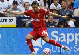 Италия чемпионлари “Наполи” жамоаси ўз таркибини