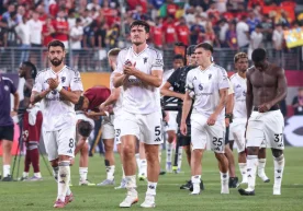 Англия Премьер-лигасининг 16-тур якунловчи учрашувида