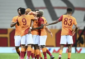 “Галатасарай” бош мураббийи Окан Бурук Истанбул дербиси