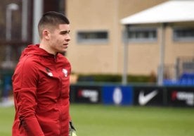 Француз дарвозабони Люка Шевалье Европанинг энг кучли