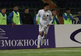 Ўзбекистон миллий жамоасининг яна бир футболчиси Жанубий