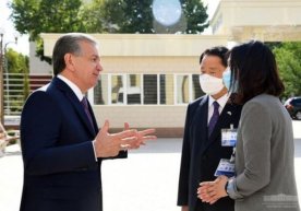 Prezident: "Bizda 1-kursda umumiy fanlar o‘qitilib, maktab dasturi qaytariladi..." фото
