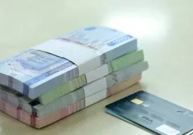 Тошкент шаҳрида такси ҳайдовчиси ухлаб қолган йўловчининг