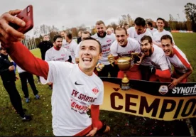 Айни вақтда Латвиянинг “Спартак” клубида фаолиятини давом