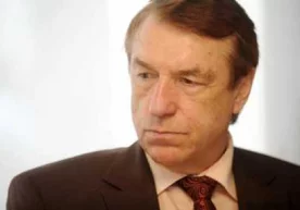 Академик Ивар Кальвинш етакчилигидаги Латвия университети