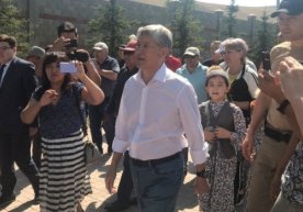 Фото: Knews Қирғизистон собиқ президенти Алмазбек Атамбоев